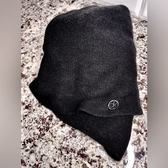 Calvin Klein Solid Black Infinity Scarf - Picture 3 of 3
